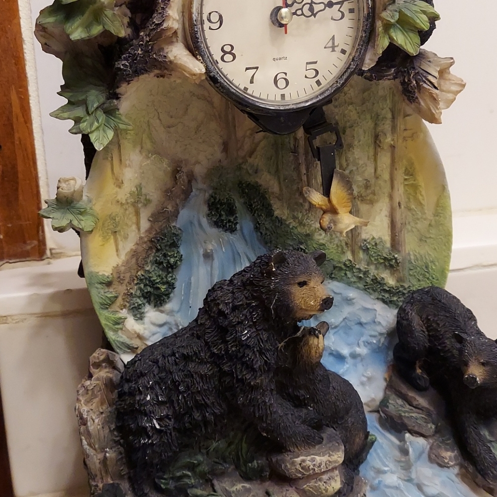 Bear clock - Picture 5 of 8